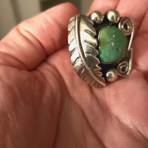 Vintage Sterling Silver Turquoise Ring